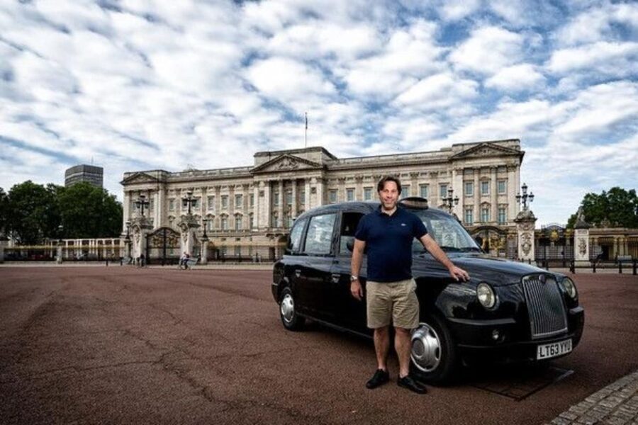 London: Sightseeing Black Cab Tour with Hotel Pickup - Key points to know before booking