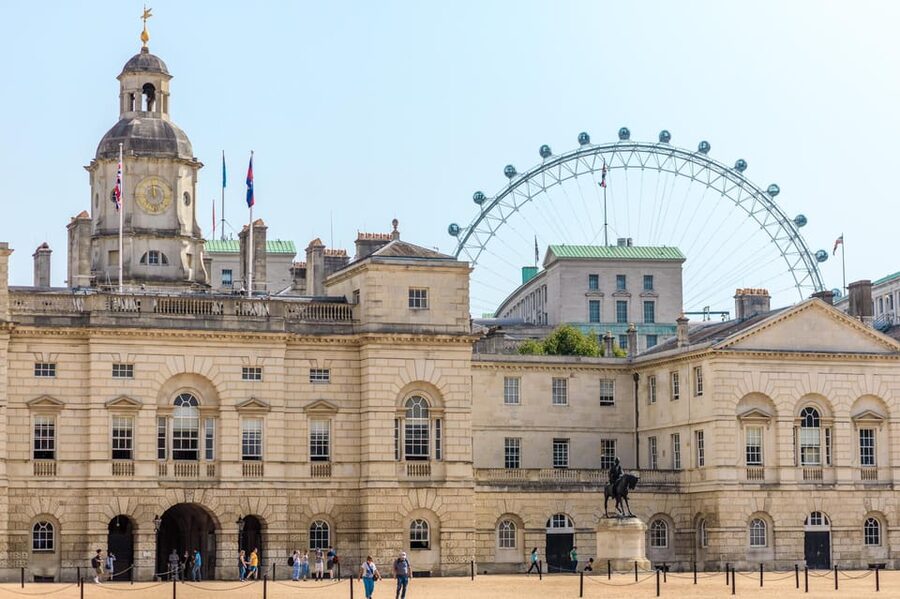 London Sightseeing Taxi Tour & Churchill War Rooms Entry - Key points to know before booking