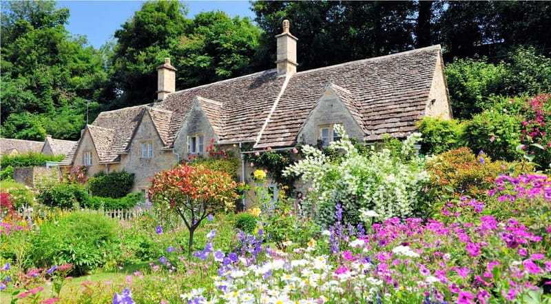 London: Small Group Oxford, Stratford and Cotswolds Day Tour - Who should book this Oxford and Cotswolds trip?