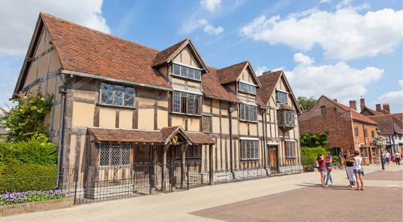 London: Small Group Oxford, Stratford and Cotswolds Day Tour - Should you book it?