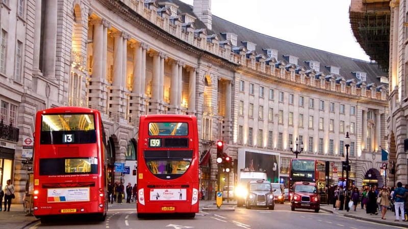 London: Soho, Chinatown, Leicester Square, & Piccadilly Tour - Soho, where old London meets late-night London