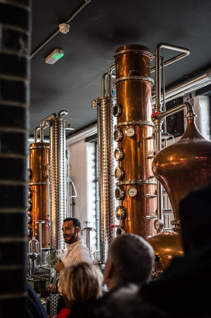 London: Soho Gin Journey with Tastings and Cocktails - The first two bars: getting into the rhythm