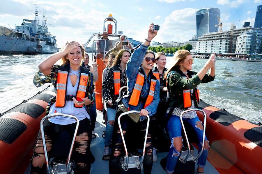 London: Speedboat Tour Through Heart of the City - Passing under Tower Bridge