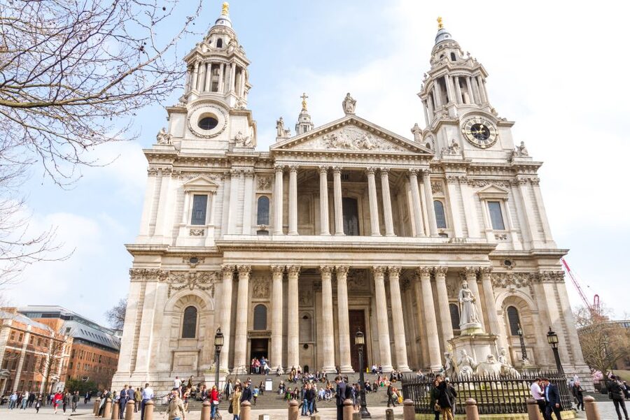 London: St Paul's Cathedral Entry Ticket - The crypt and its famous memorials