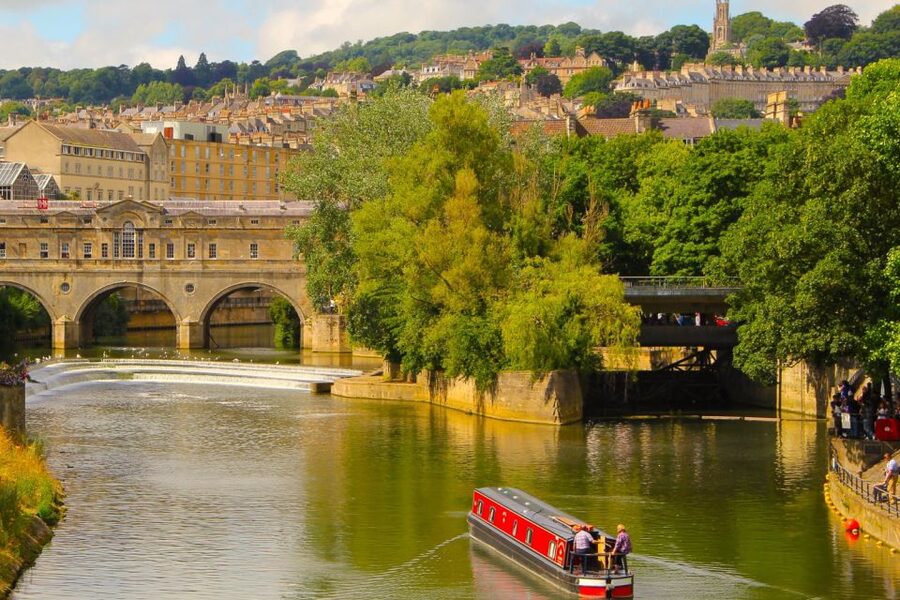 London: Stonehenge, Bath, Lacock, & Avebury Small Group Tour - Who will enjoy this day most?
