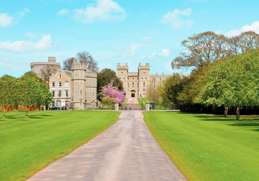London: Stonehenge, Windsor, and Bath Day Trip by Bus - Bath, Roman engineering, and Georgian streets