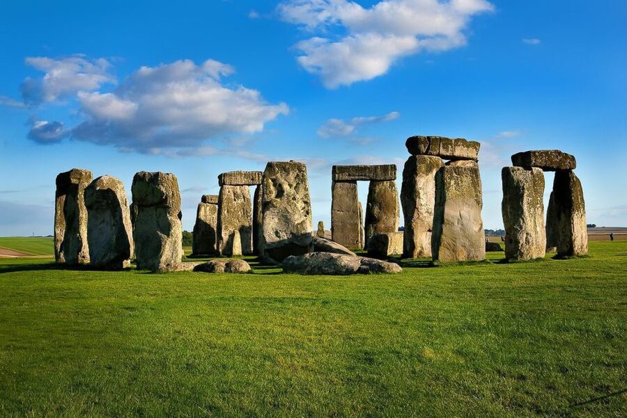 London: Stonehenge, Windsor Castle, Bath, Lacock & Pub Lunch - Bath in one hour: beautiful, but brief