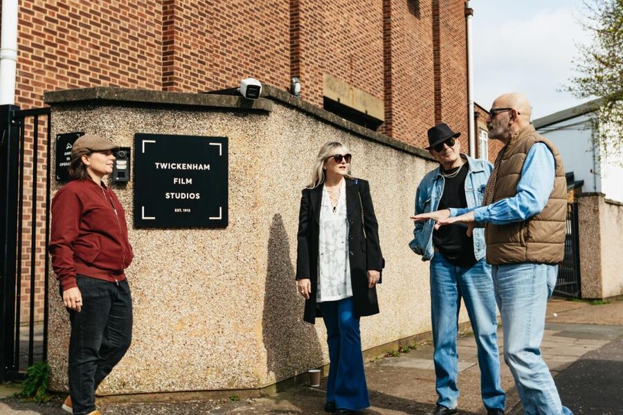 London: The Birthplace of The Rolling Stones Private Tour - The meeting with The Beatles and the Decca turning point