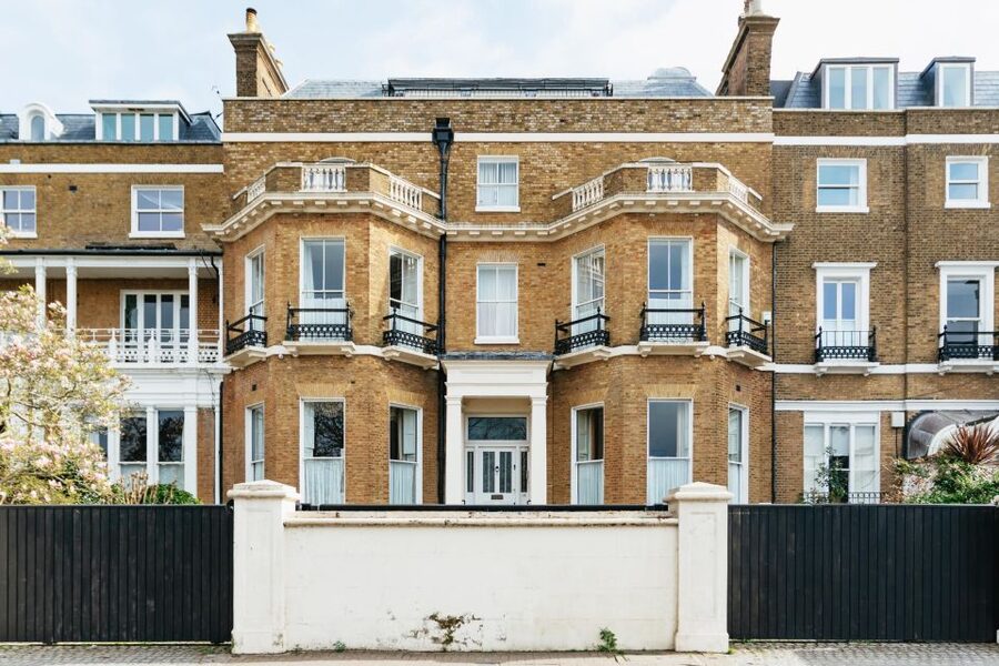 London: The Birthplace of The Rolling Stones Private Tour - What makes the guide important
