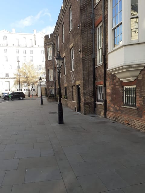 London: The English Civil War, Charles II and Westminster - Key points to know before booking