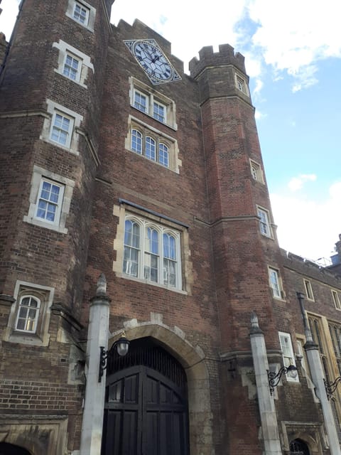 London: The English Civil War, Charles II and Westminster - Buckingham Palace and the royal parks