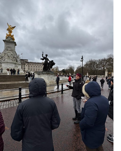 London: The English Civil War, Charles II and Westminster - St. James’ Palace and a royal birth under a strange star