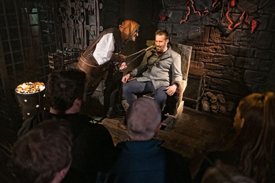 London: The London Dungeon and London Eye Combo Ticket - Two very different London attractions in one ticket