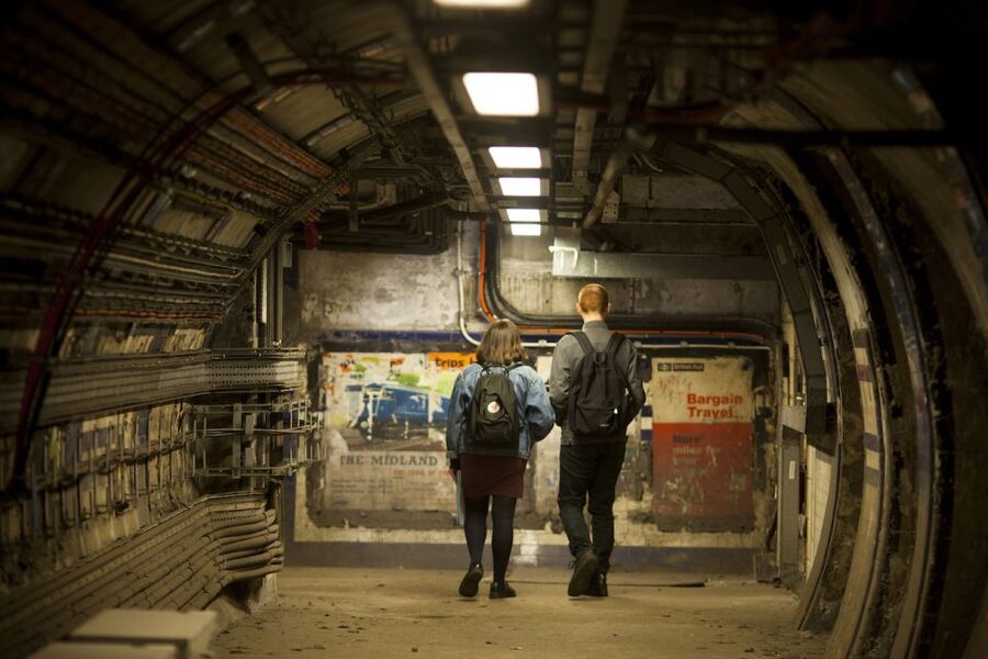 London: The Lost Tunnels of Euston Station Guided Tour - What the first passageways reveal