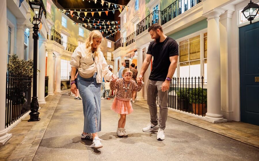 London: The Paddington Bear Experience - The train carriage sets the story in motion