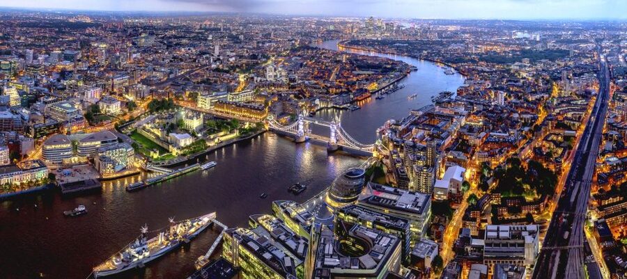London: The View from The Shard - The lift ride and the first view