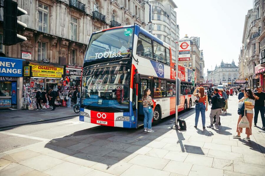 London: Tootbus Hop-on Hop-off with optional River Cruise - Buckingham Palace, St. James’s, and the royal route