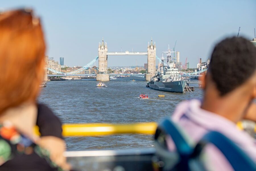 London: Tootbus Hop-on Hop-off with optional River Cruise - Covent Garden and the London Eye