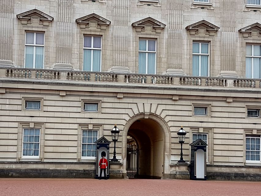 London: Top 30 Sights Walking Tour and London Eye Ride - Tower Bridge and the Tower of London
