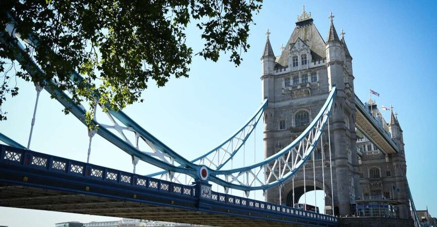 London: Top 30 Sights Walking Tour and Tower Bridge Exhibit - Southbank, St Paul’s, and the Thames views