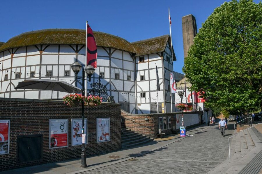 London: Top 30 Sights Walking Tour & St Pauls Cathedral - Parliament Square and Westminster’s great landmarks