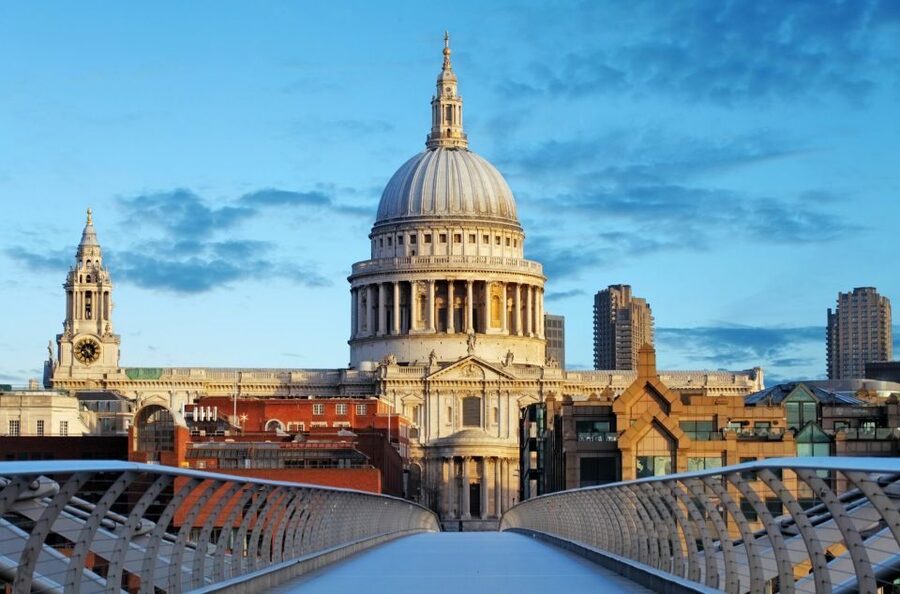 London: Tower, Cruise, & Harrods Tea Full-Day Experience - The Tower of London and the Crown Jewels
