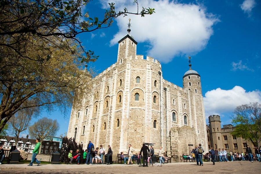 London: Tower of London, Hop-on, Hop-off Bus & River Cruise - Who should book this London combination?