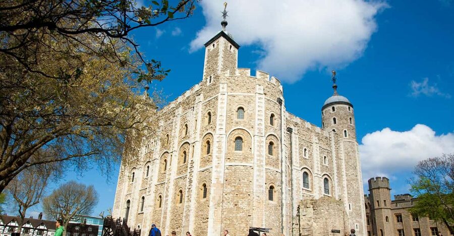 London: Tower of London, Hop-on, Hop-off Bus & River Cruise - Start with the Tower, or save it for later