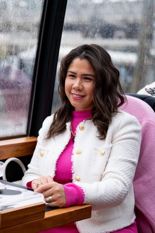 London: Traditional Afternoon Tea Tour in a Luxury Coach - Tea, sandwiches, scones, and pastries