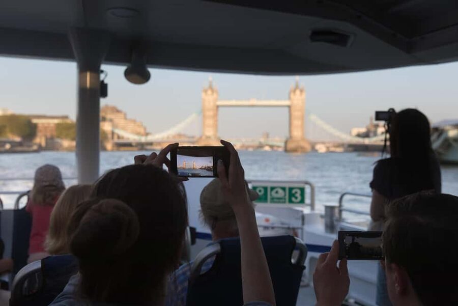 London: Uber Boat Return River Ticket + IFS Cloud Cable Car - Changing at North Greenwich for the cable car