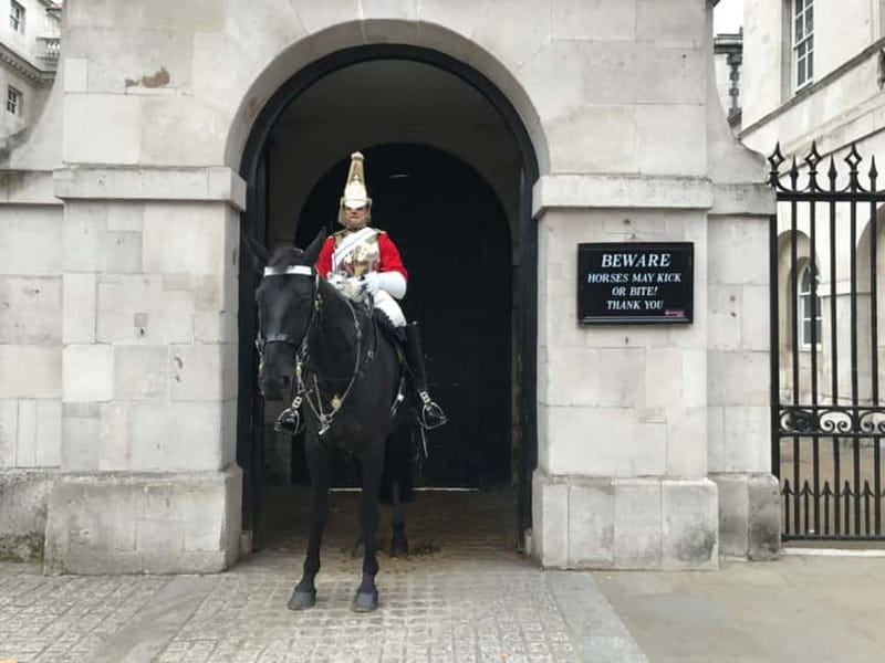 London: Ultimate One-Day Tour with Tower, Abbey & Cruise - Trafalgar Square gives you a needed pause