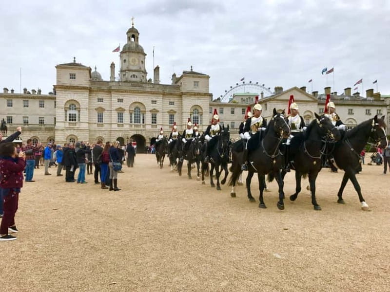 London: Ultimate One-Day Tour with Tower, Abbey & Cruise - How much walking and waiting should you expect?