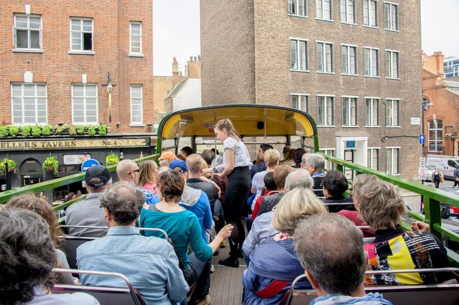 London: Vintage Bus Tour and London Eye Ticket - A useful four-hour introduction to central London