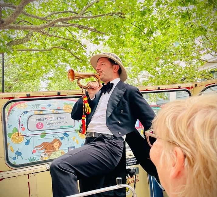 London Vintage Bus Tour: Live Comedy Sightseeing Show - The landmarks you can expect, and the limits