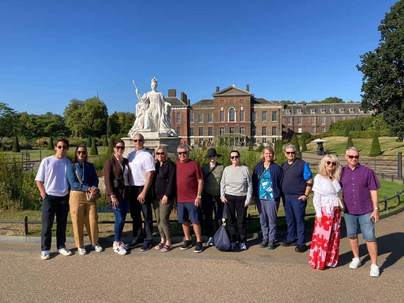 London: VIP Kensington Palace Gardens Tour & Royal High Tea - Who should book the Kensington royal tea experience?