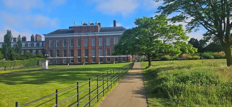 London: VIP Kensington Palace Gardens Tour & Royal High Tea - Price, walking demands, and practical limits
