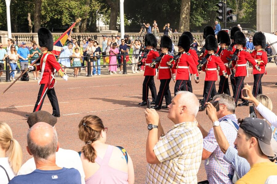 London: Walking Tour & Westminster Abbey Skip-the-Line Entry - Key points to know before booking