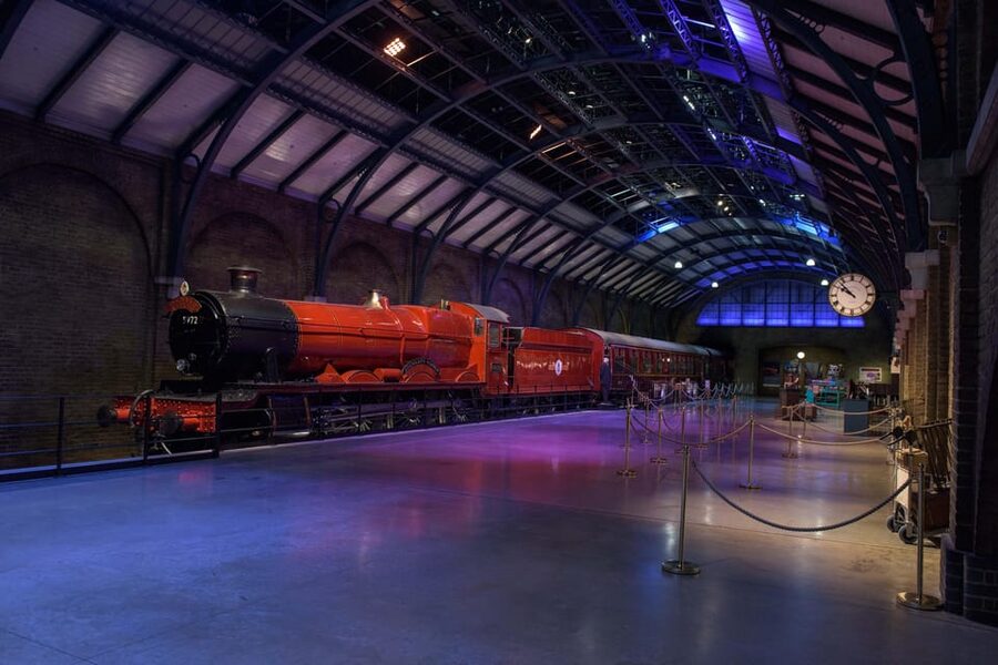 London: Warner Bros. Studio Harry Potter Tour with Transfers - The 75-minute ride from central London