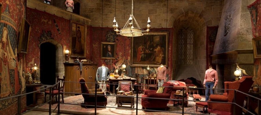 London: Warner Bros. Studio Tour with Hotel Pickup - Entering the Great Hall and the world behind the films