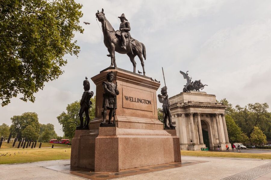 London: Wellington Arch Ticket - A chance to see Household Cavalry activity