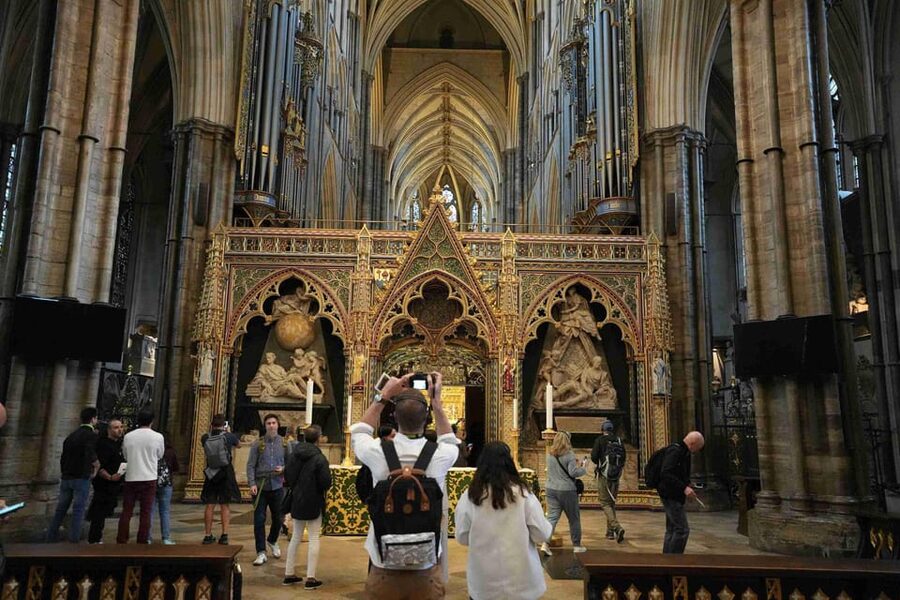 London: Westminster Abbey, Big Ben, Buckingham Palace Tour - Seeing 20 sights without losing the thread
