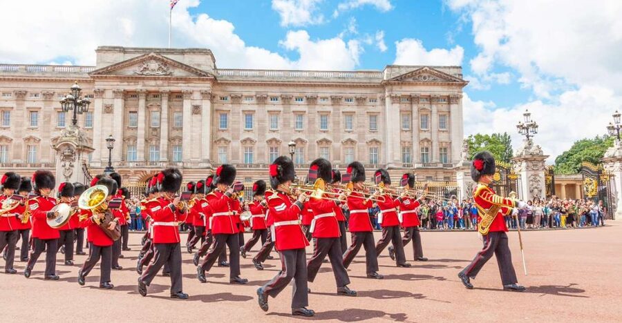 London: Westminster and Changing of the Guard Tour - Key points to know before you book