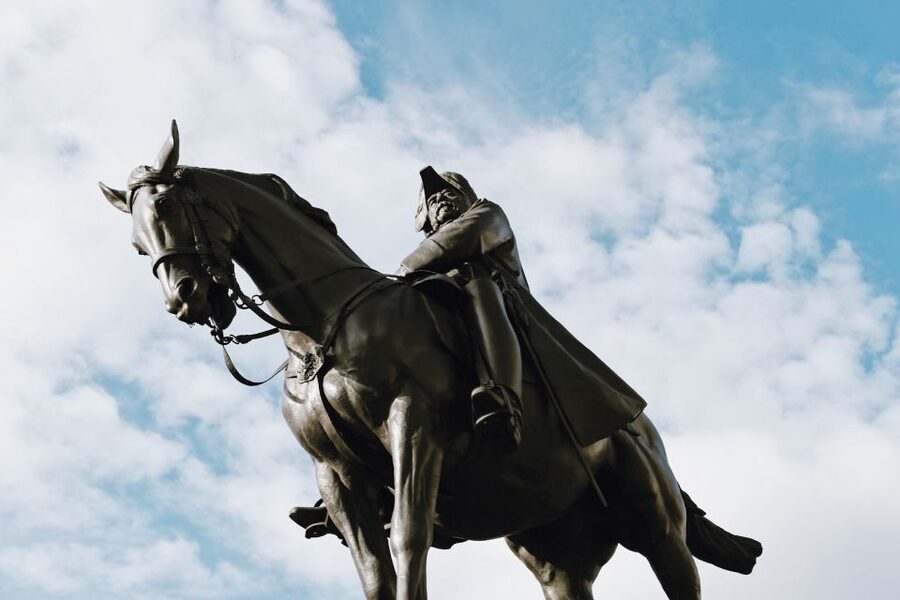 London Westminster - Guided Walking Tour 12 guests 2,5h - Pace, weather, and practical details