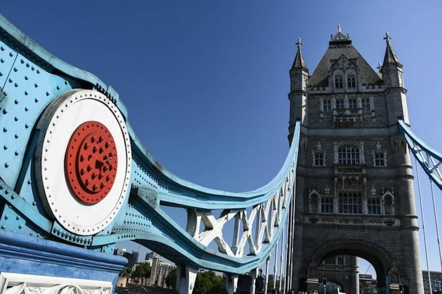 London: Westminster Walking Tour & Visit Tower Bridge - Key points at a glance