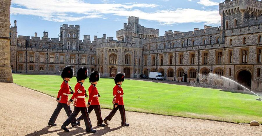 London: Windsor Castle, Stonehenge, and Bath Day Trip - Bath, Roman water, and Georgian elegance