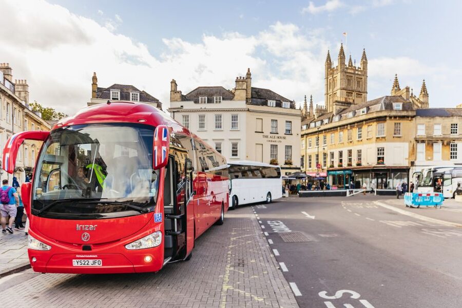 London: Windsor Castle, Stonehenge & Bath Full-Day Tour - Windsor Castle and the royal town