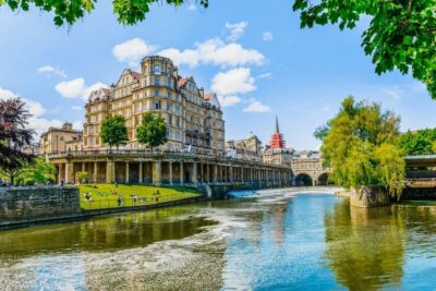 Windsor, Stonehenge, Bath, and Roman Baths Day Trip