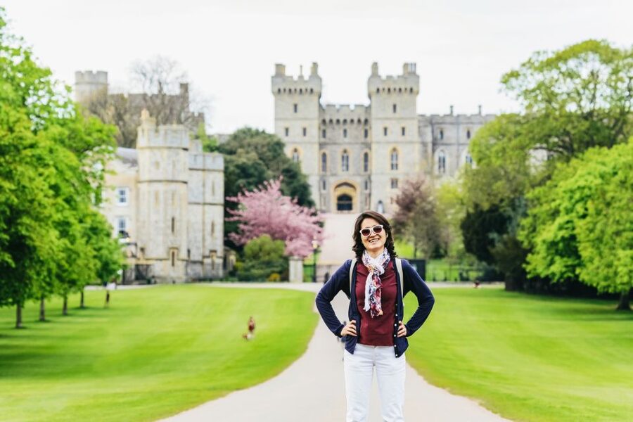 London: Windsor, Stonehenge, Bath, and Roman Baths Day Trip - Guides, drivers, and the coach experience