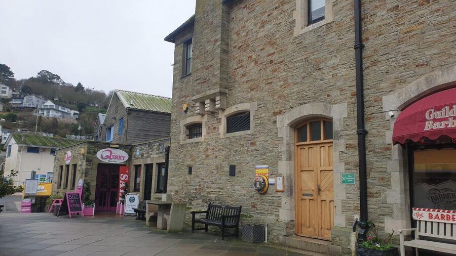 Looe: Beyond Paradise TV Locations Tour - The East Looe River and the town’s seaside character