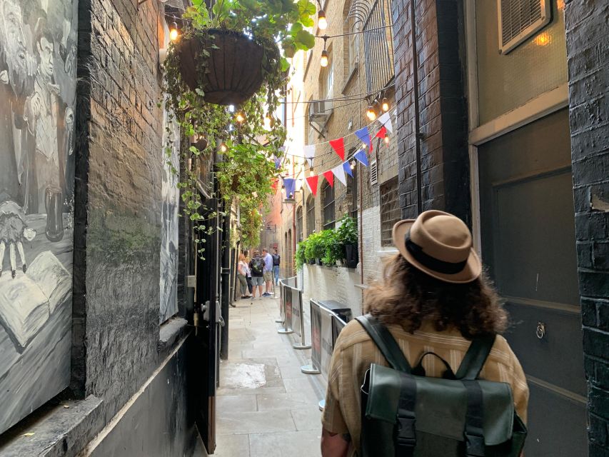Magical Movies: London Harry Potter Tour - Trafalgar Square and Great Scotland Yard